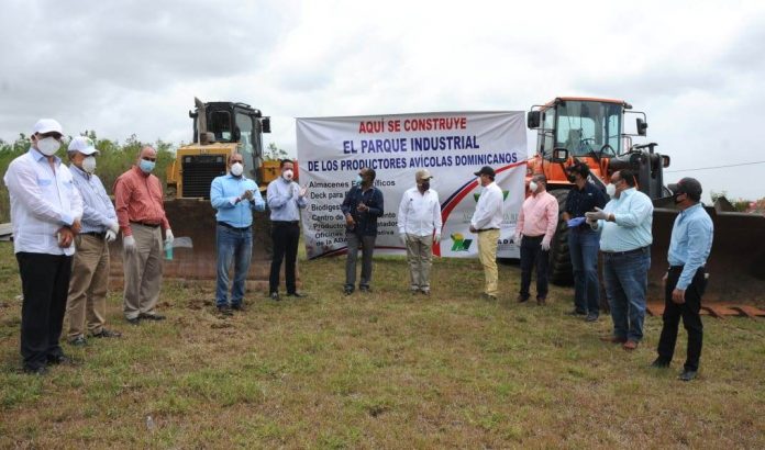 Se construir&aacute; parque industrial para productores av&iacute;colas