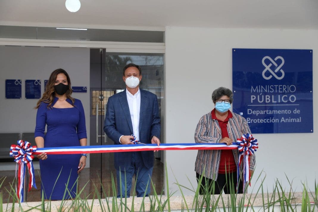 Procurador inaugura primer centro de atenci&oacute;n al ciudadano del Departamento de Protecci&oacute;n Animal