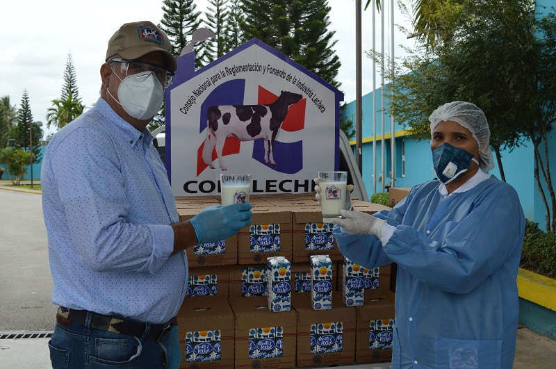 CONALECHE DONA LITROS DE LECHE EN CONMEMORACION DEL DIA MUNDIAL DE LA LECHE 2020