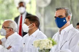 Presidente se re&uacute;ne con productores av&iacute;colas y porcicultores 