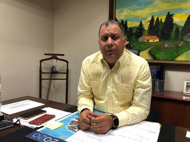 Leche escolar ser&aacute; 100% de producci&oacute;n nacional