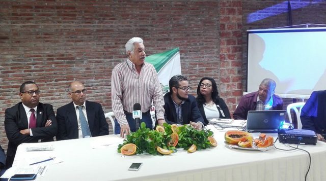 Experto afirma cl&uacute;steres de agro negocios han perdido el apoyo del Estado